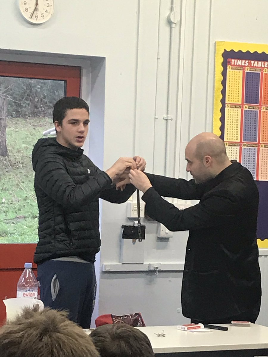 J__Lipscombe's tweet image. Wow, our minds are blown @WVCSecondary by @TVMagician Thank you so much #magic #howdidhedothat