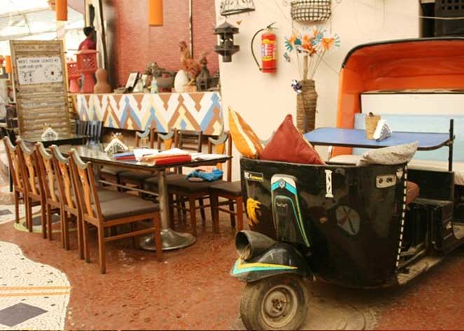 EaseMyTrip's tweet photo. 12 of the Most Unique Cafés and Restaurants of India Offering beyond Culinary Experiences
#UniqueCafes #UniqueRestaurants #EaseMyTrip #TravelWithEaseMyTrip #SafarKareAasaan
Visit Here: https://t.co/bCvtyIq6L0 https://t.co/4OkzlBiz5F