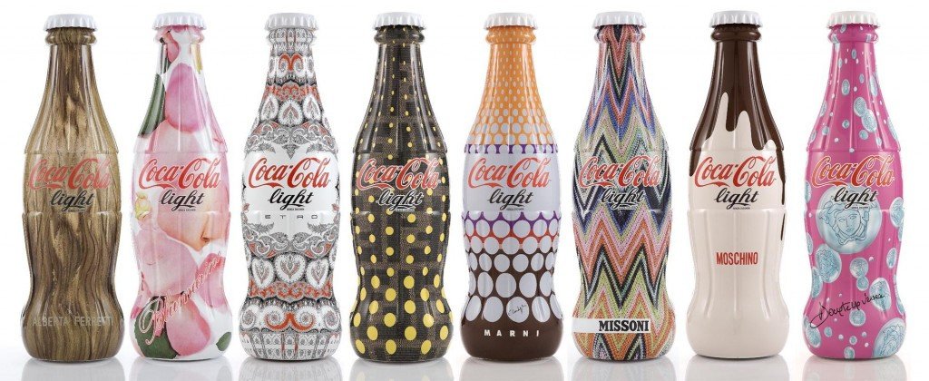 DueffeBlog's tweet photo. Coca Cola e fashion designer: la moda non è mai stata più frizzante https://t.co/WWKcdNkxfB https://t.co/V8wcQHHuqz