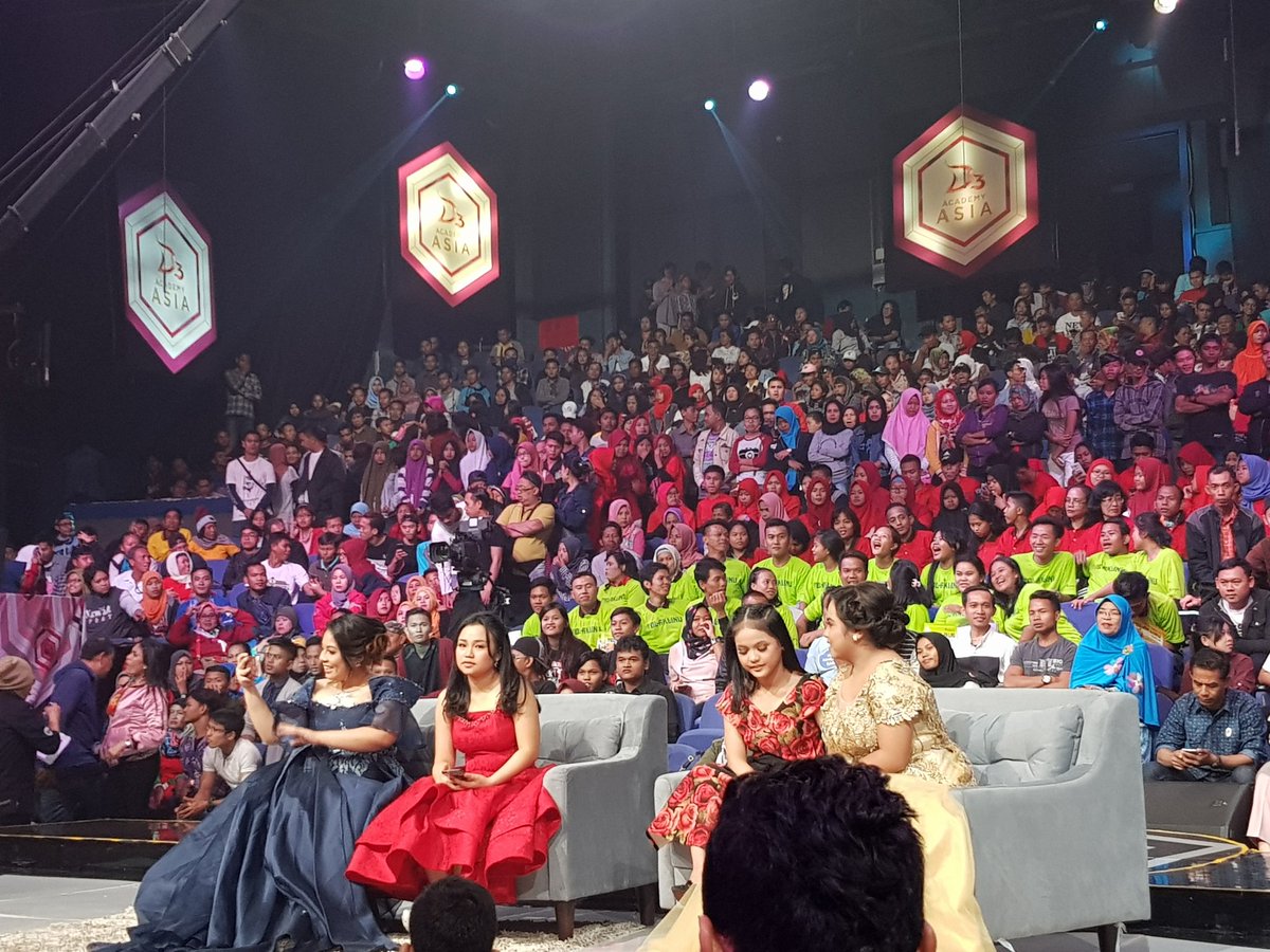 Alivers_Pwt_ofc's tweet photo. Semangat @da4_aulia17 
#AuliaSocmedDAA3 https://t.co/KMXffesIei