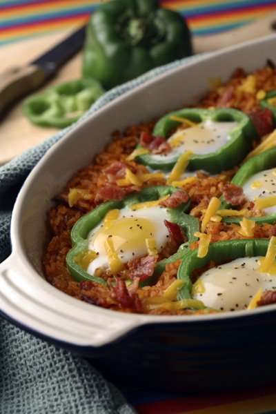 eggsmanitoba's tweet photo. Christmas brunch will have your family saying olé! #12DaysofEggs has a delicious make ahead Fiesta Brunch Bake https://t.co/eGTCcJ0LmF #5DaysTillChristmas #Christmas #recipes #holidaymenu #HolidayEats #Holidays #Eggs #foodie #theincredibleegg https://t.co/FiFklYxlEZ