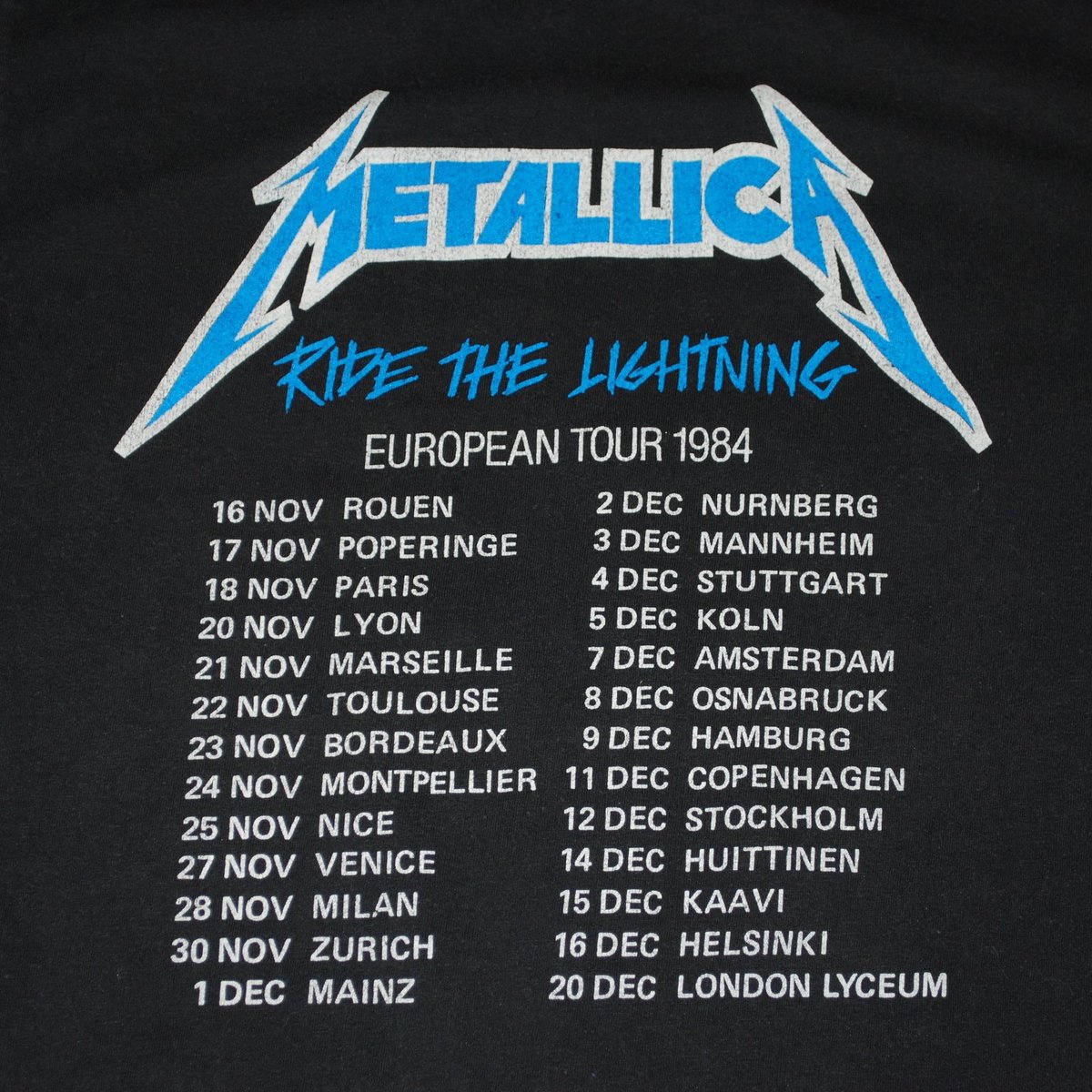 BookOfMetallicA's tweet photo. December 20th, 1984: End of #Metallica's first European tour "Bang That Head That Doesn't Bang"! https://t.co/iEs1d3Lskv