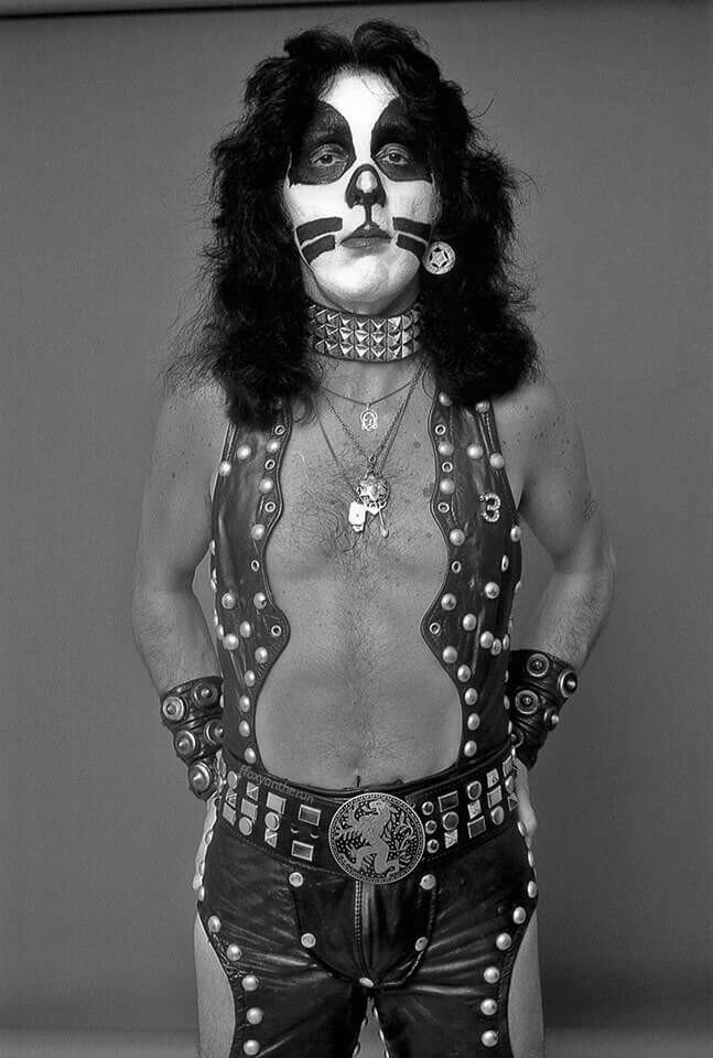 Happy birthday to drummer, Peter Criss! 