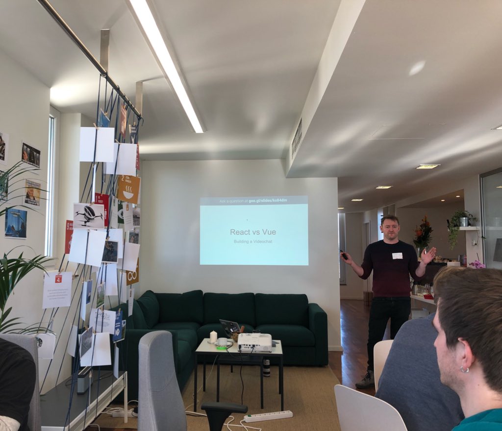 darioblanco's tweet image. Looking forward to the next workshop @ MindDoc’s (Schoen Digital Labs) offices #reactvsvue Thanks @N3XTCODER ! / @LeonhardNima @simon_stegemann