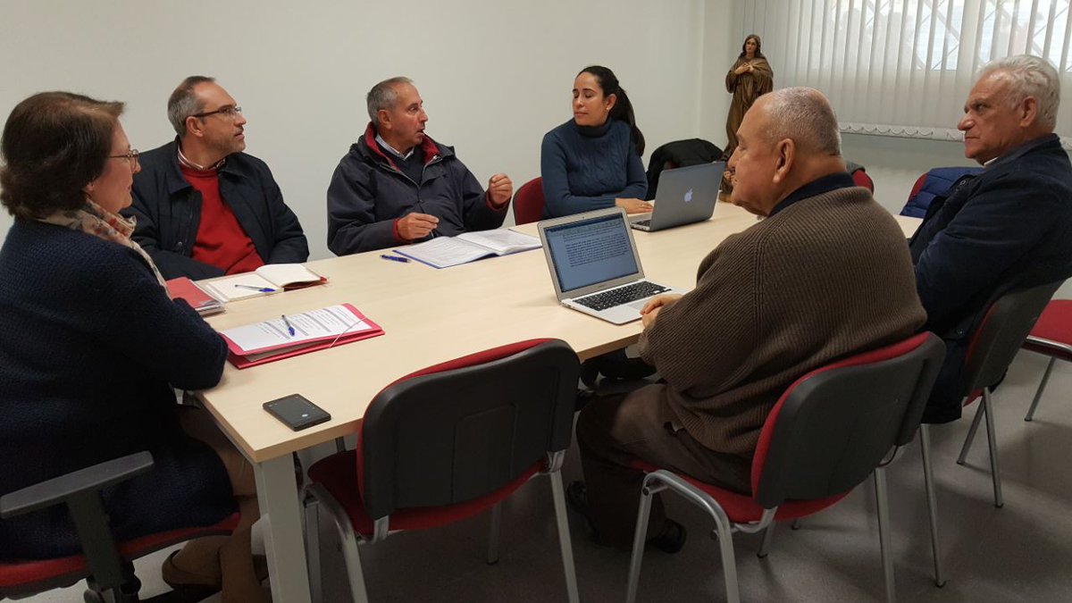 amigonianosLA's tweet photo. La comunidad del @cs_hermenegildo recibió del 13 al 16 de diciembre la #VisitaCanónica del P. General y el Vicario General de los #amigonianos, que se reunieron con los #religiosos, el equipo directivo y los alumnos y con los grupos de #zagales y #JUVAM https://t.co/IFtyf6j7AZ