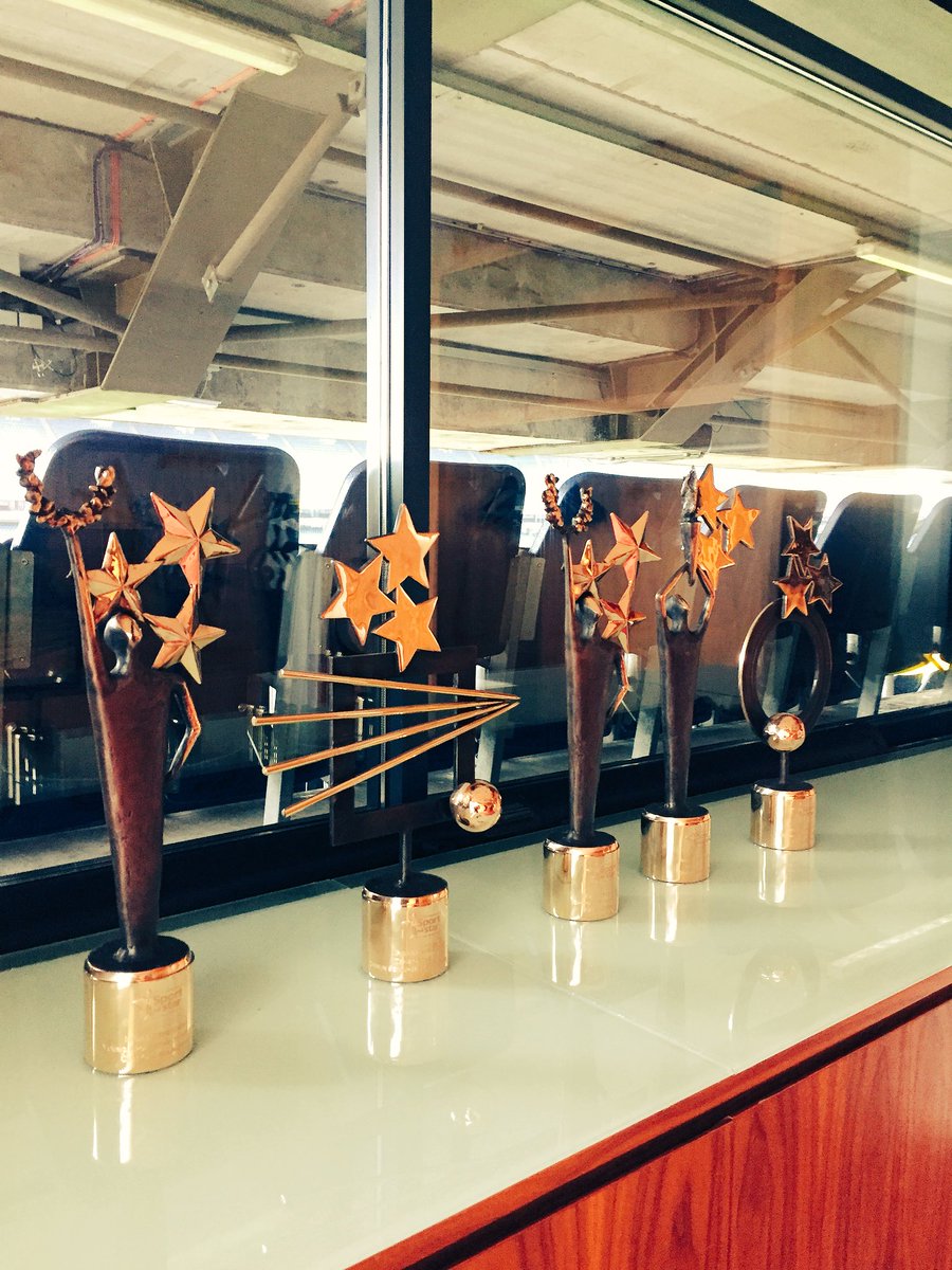 seanreid1987's tweet photo. And the award goes to....... #sportstar2017 https://t.co/RdzgUqBXAo