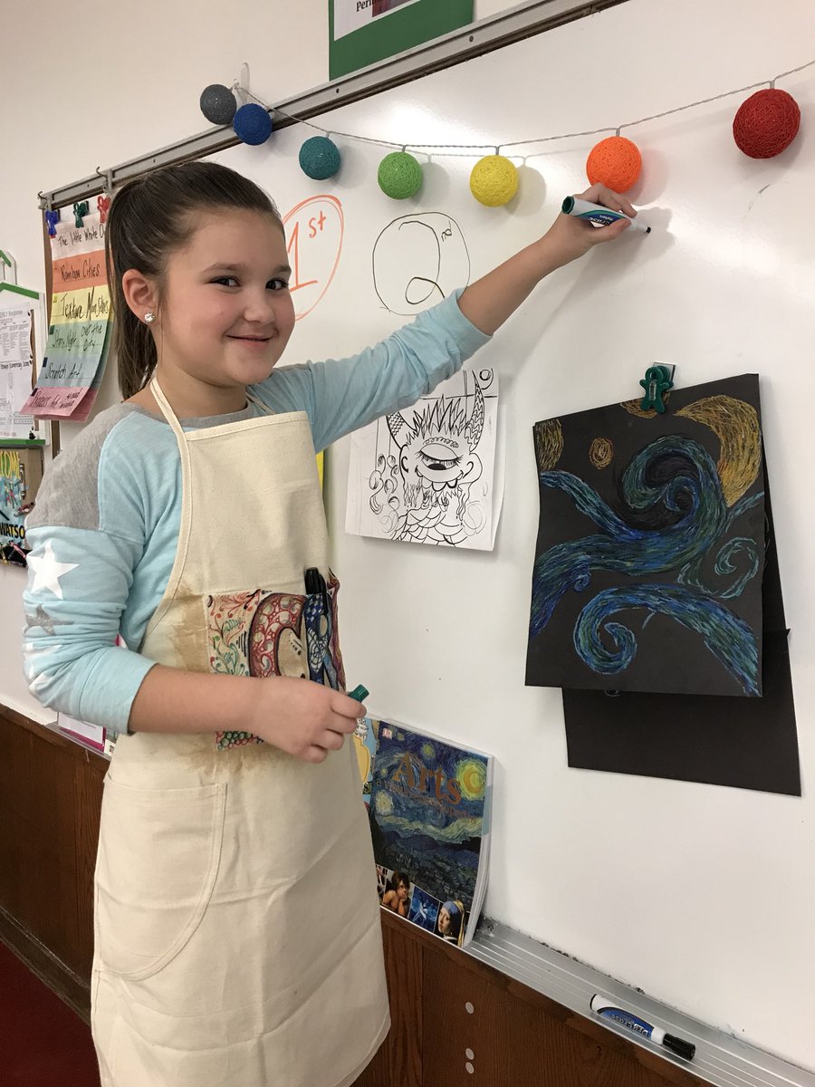 Art Teacher for a day👍🏻❤️ Great work Miss Addy at FSCSD