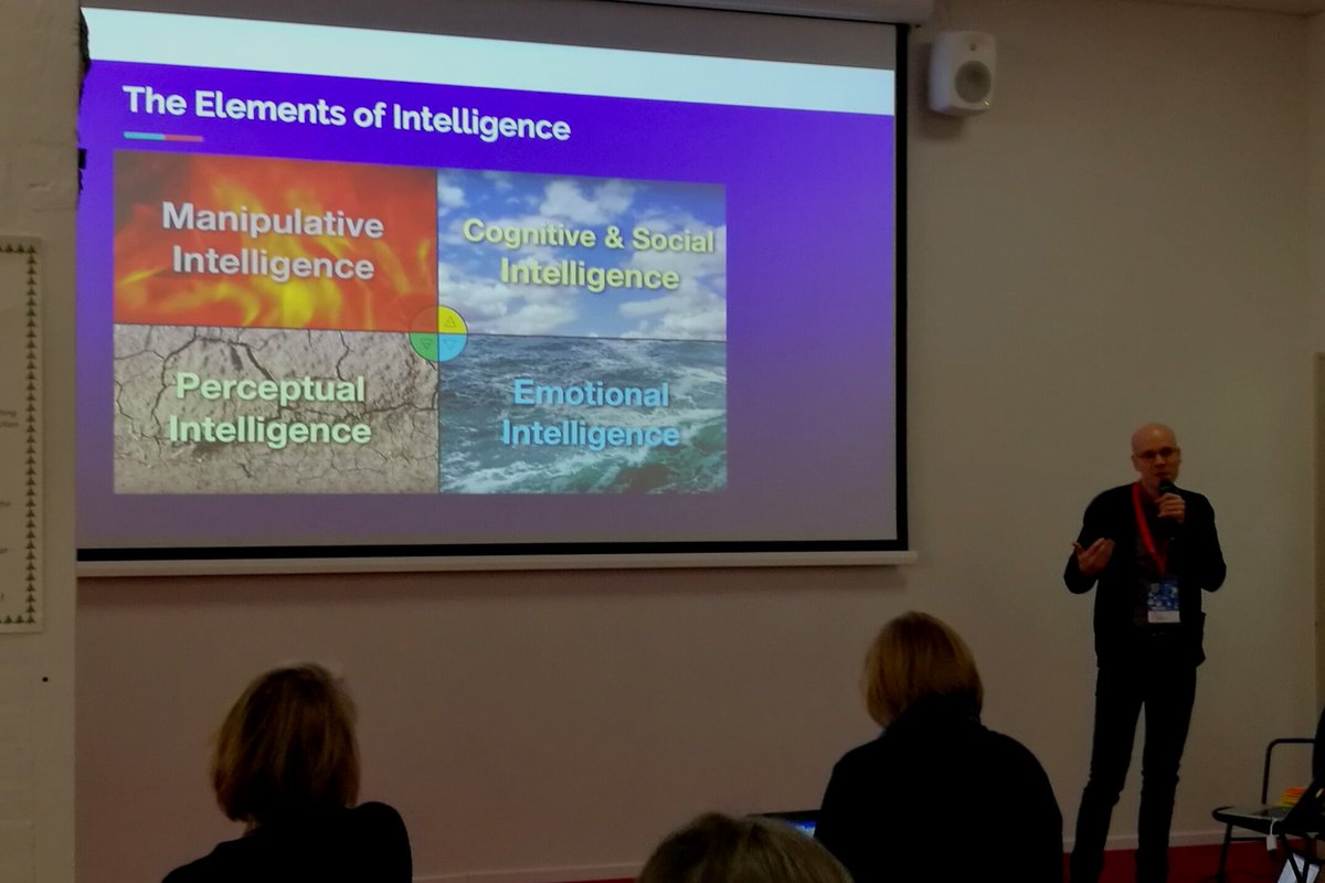 oneama's tweet photo. Why to use VR for teaching? By Eero Tiainen #learningataalto #aaltouniversity https://t.co/twzVeqVf1z
