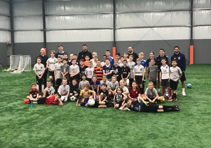 ttskillzsoccer's tweet photo. Thank you to all the campers who attended our 4th and final camp of 2017! It was a pleasure working with the group @HoosierFutbol the past few days and seeing their improvement #ttskillz #campseason #pros https://t.co/fkHfb92xFN