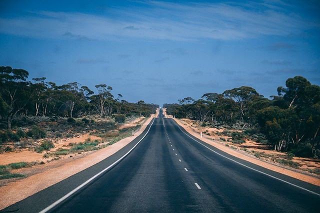 ijustwant2ride's tweet photo. Reposting @bgrthnthsnd:
Day 16 and we've crossed the SA/WA border! still plenty of road to go!⠀ 09.12.2012
⠀
#WesternAustralia #WAuncovered https://t.co/5ScPlmRbk7