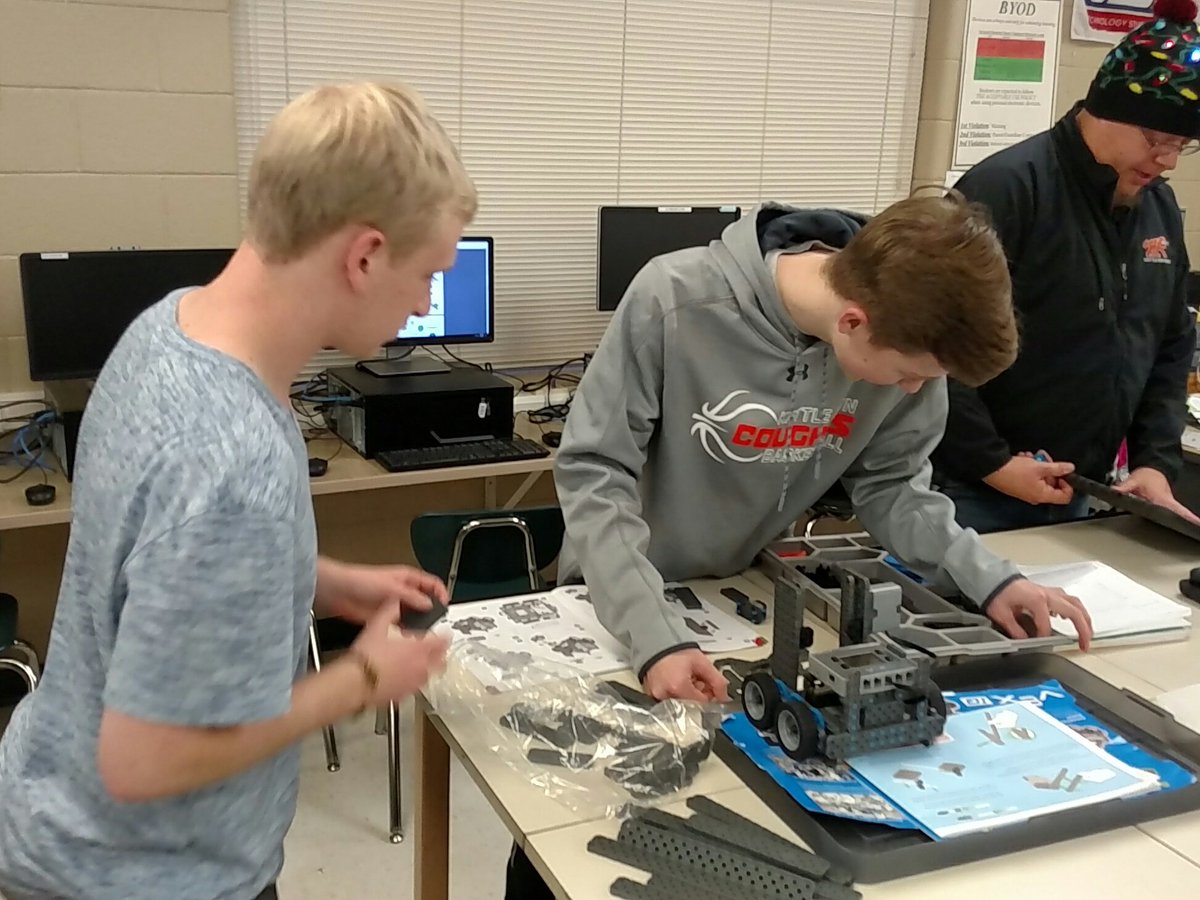 BDavidson89's tweet photo. #midbuild #iSTEM https://t.co/kGB2CwdBtJ