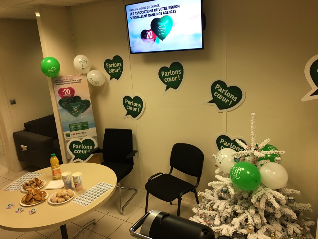 gouzigouza34's tweet photo. Belle journée d'accueil d'associations de quartier de la ville d'Antony au sein de notre agence. Opération "PARLONS CŒUR ❤️ " #BNPP #ParlonsCoeur #Associations #EspritdEquipeBNP https://t.co/KSjpddNt9m