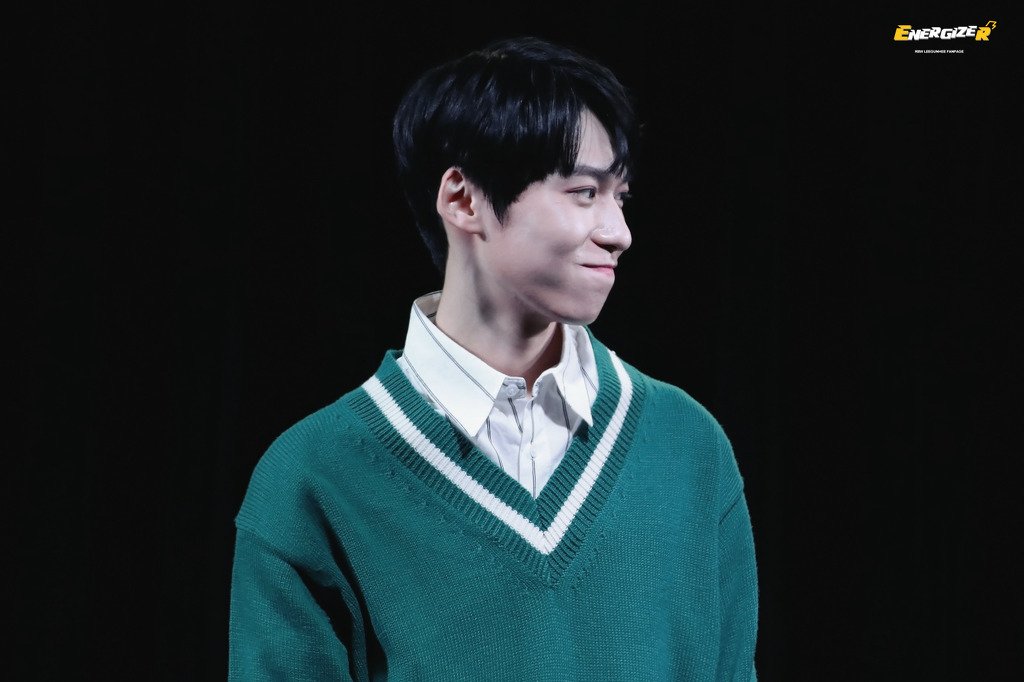 980627com's tweet photo. 171111 미니팬미팅 (21 PIC) 까지 업로드 완료하였습니다 :) #건희 #이건희 https://t.co/ScByCPQf3l