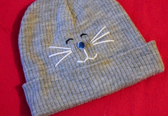 OxfamFashion's tweet photo. This quick cat hat is a perfect last minute #diy gift. Grab a hat you #foundinoxfam & get #sewing #DIYDecember by@Cassiefairy https://t.co/OigL7FxoNv https://t.co/tSSfUNTVBy
