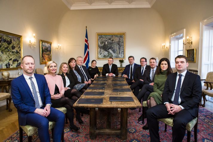 IcelandMag's tweet photo. New poll confirms that Left-Green led Grand Coalition enjoys historically high approval ratings: No government since 2008 crash has had higher approval ratings. #Iceland #IcelandicPolitics #LeftGreens  
https://t.co/pyNyV8b6PO https://t.co/I6LAo0kvOM