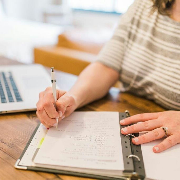 I'm over here oh so anxious to reveal something exciting we've been working on behind the scenes — and it drops TOMORROW! Can't wait to show you what's we've been up to 🎉. Are you frantically working away to wrap up projects before Christmas? Drop th… ift.tt/2kPDHO4