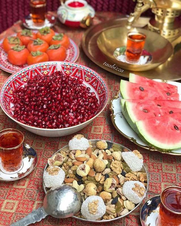 Iran_Style's tweet photo. This is how tonight, every #Iranian household will celebrate #Yalda, the longest night of the year; as well as tuning into poetry of #HAFEZ. #Taabizza #PersianFood #WinterSolstice https://t.co/OpFqRwC3Jl