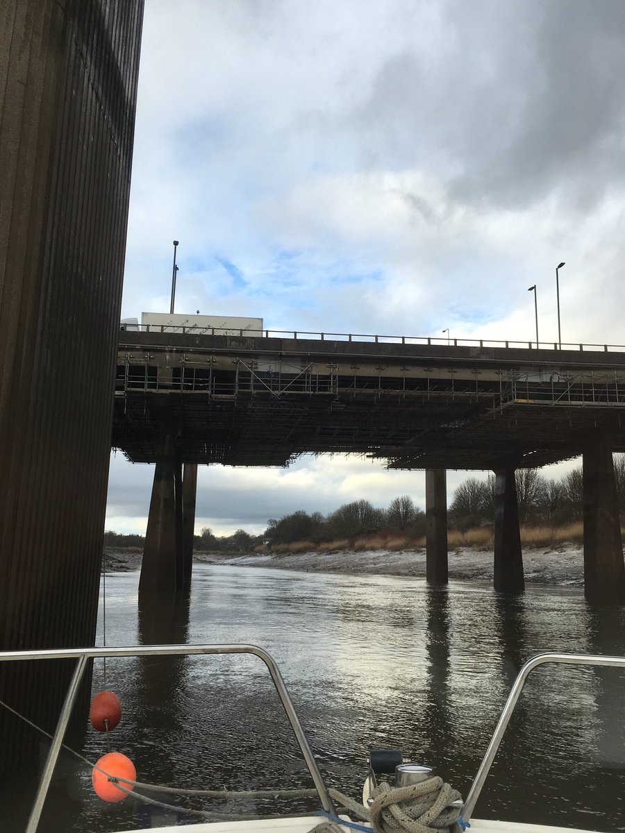 Escape Boat Charters tweet media