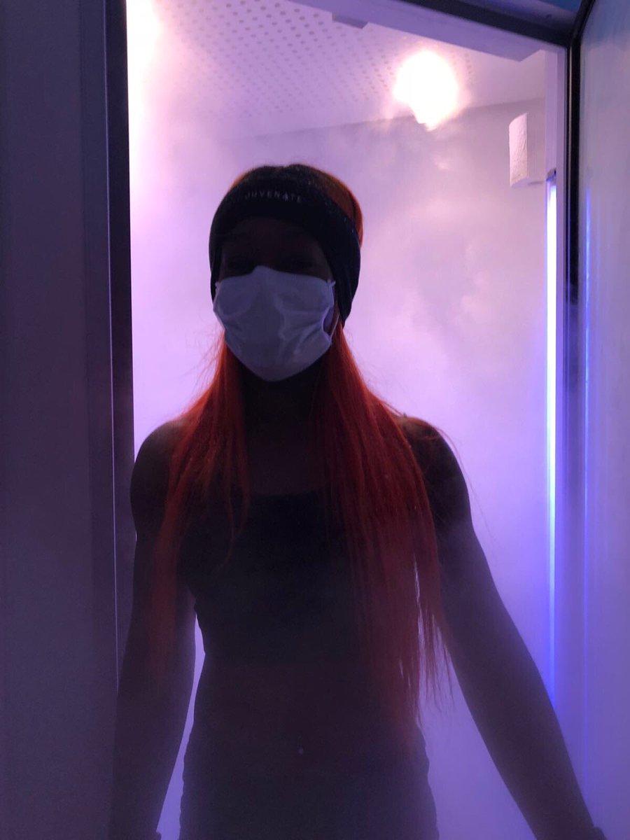 CryojuvenateUK's tweet photo. Welcome back Kristal, loving the new hair! Good to have you back in the Chamber ๐๐ฝ๐
#athleteslife #onlycoldair #3mins #coldisgood #realwholebodycryotherapy #wholebodycryotherapy #wbc #experiencethecold #coolisthenewhot #antiinflammatory #recovery #londoncryo #sevenoaks https://t.co/SYiDBUnCT5