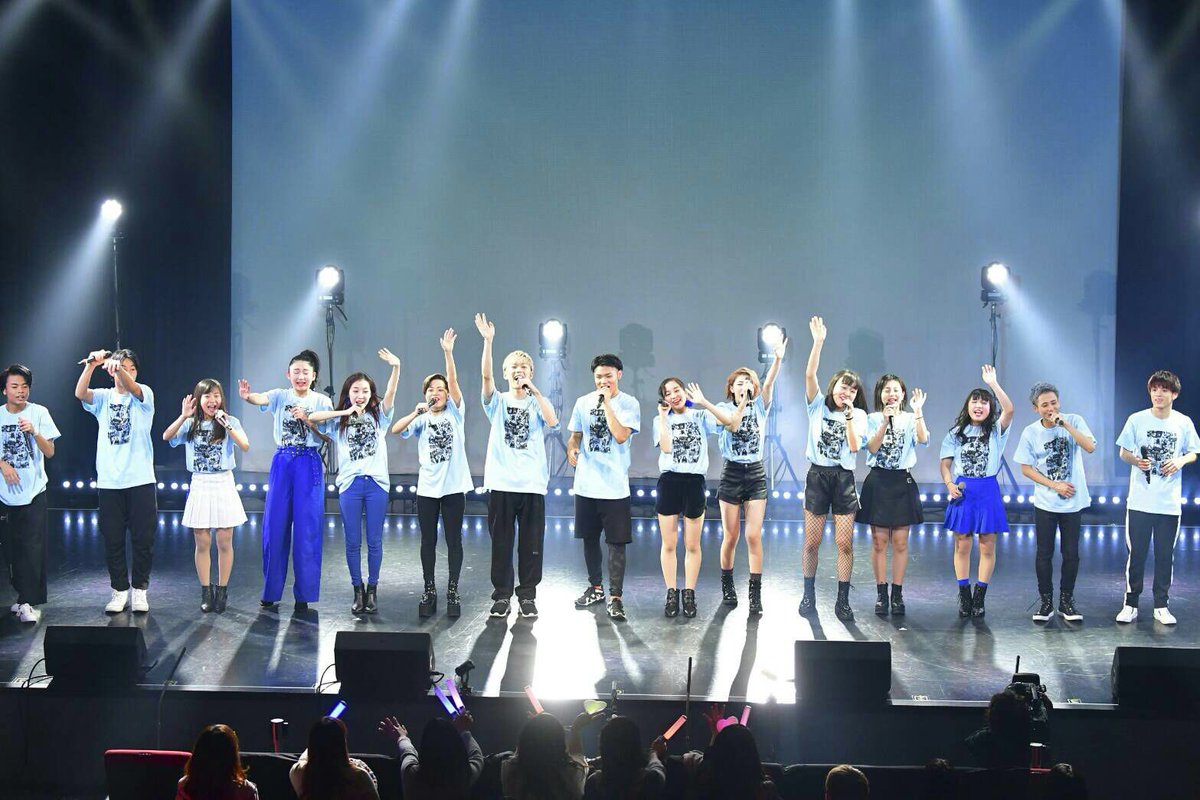 kakerumorishita's tweet photo. 12月25日
「mammostar super live vol.3」
是非、見に来て下さい🙏✨

場所・YESシアター

チケットのご購入はネットの
チケット吉本から🎫

当日券もあります🌸

僕達のLiveに来て下さい🎅🎄

#re_complex
#マンモスター
#ワンマンライブ
#mbs https://t.co/wSj9ihzYVq