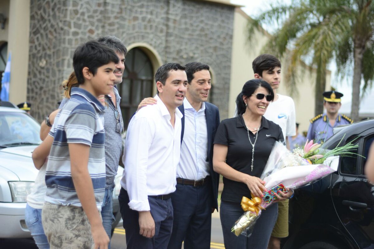 arruajm's tweet photo. Bienvenida a #Misiones familia Sánchez del Chaco. Primeros turistas recibidos por el Operativo #TurismoSeguro de esta temporada. https://t.co/T7CcROF9Qr