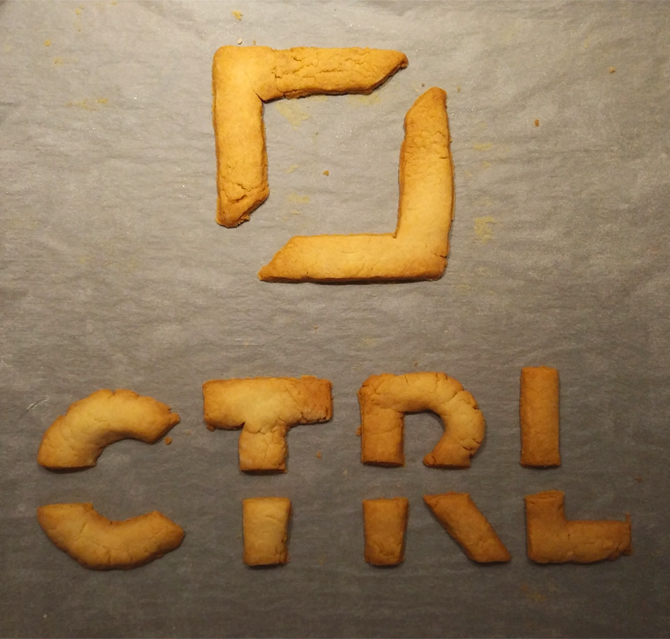 Merry Christmas to all fans, players and teams! 🎁🎄🎅 We here at CTRL HQ got in the mood with some christmas cookies. How strong is your cookie game <a href="/99DAMAGEde/">99Damage</a> &amp; <a href="/ESLCS/">ESL Counter-Strike</a>? #takeCTRL #einfachnei
