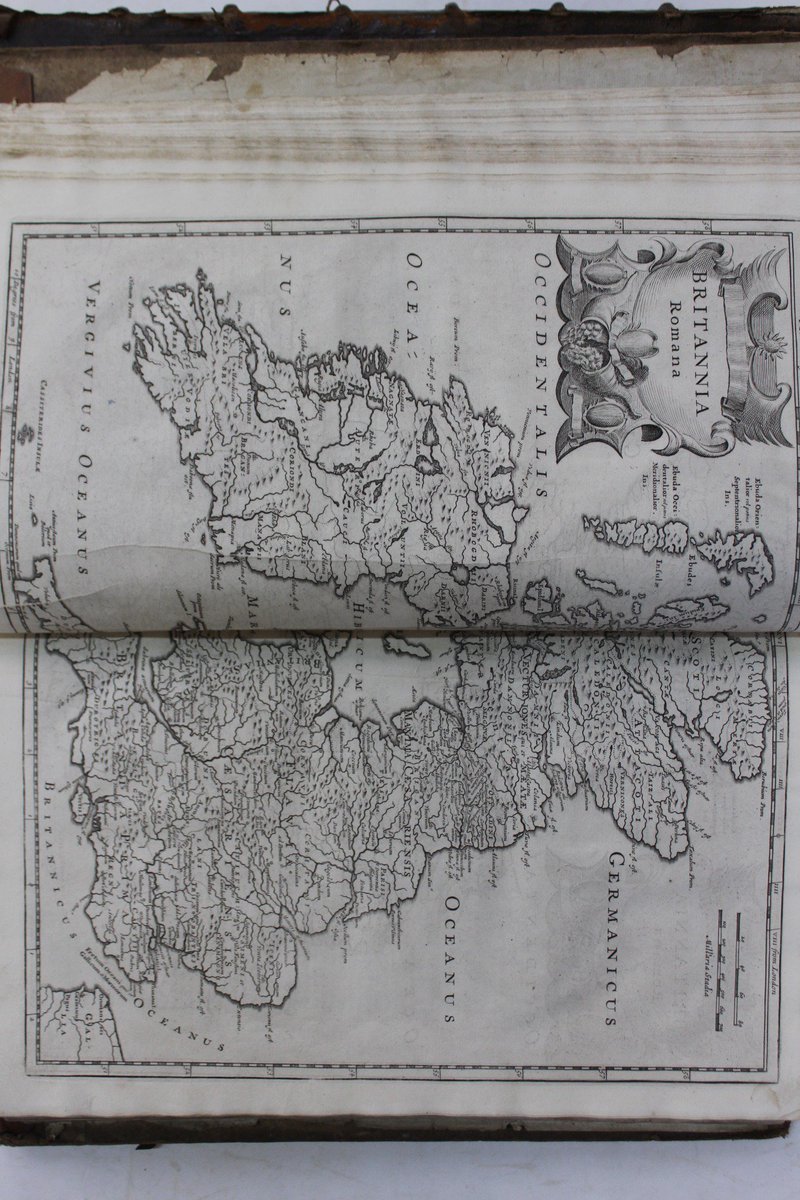 HansonsUK's tweet image. Lot 1171: Camden&apos;s Britannia SOLD today for £820! #LibraryDepartment