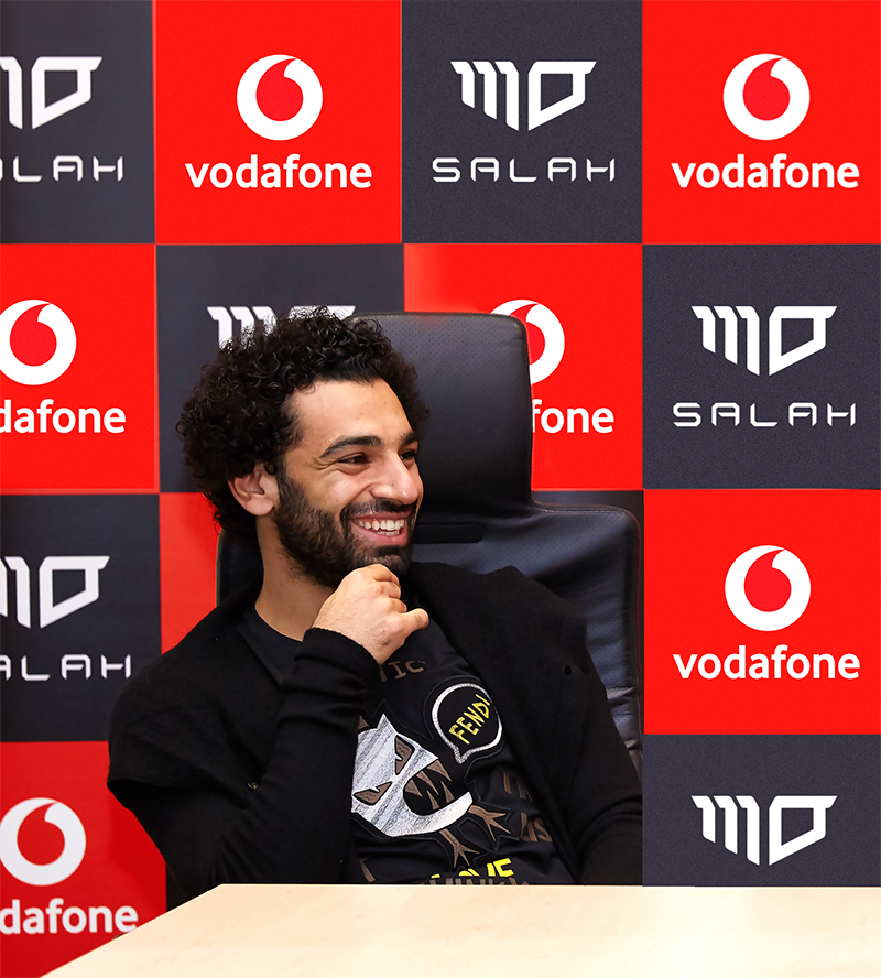 أعلنت ڤودافون مصر اليوم عن توقيعها مع اللاعب الافضل في أفريقيا لعام2017 ونجم الدوري الإنجليزي والمنتخب المصري محمد صلاح ليصبح بطلا لحملات ڤودافون الإعلانية وسفيرًا لعلامتها التجارية في مصر لعام 2018، تحت شعار " اللى جاى أقوى ... جاهز ؟ "