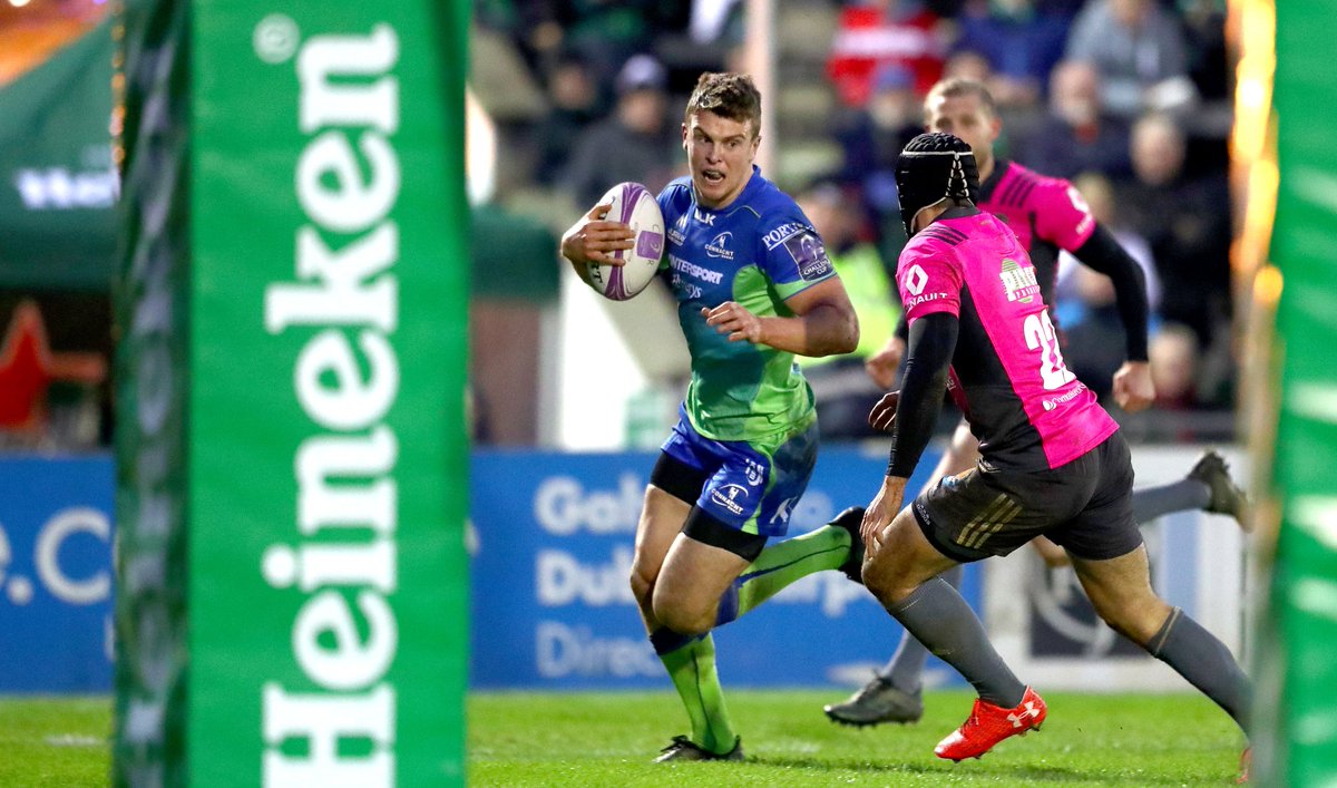 connachtrugby's tweet photo. ICYMI: ✍🏻 
New contract for this man today. Delighted to have him on board until 2019/20. #StrongerInGreen 
➡️ https://t.co/rttXvhhtIf https://t.co/XJ6Re0at7x