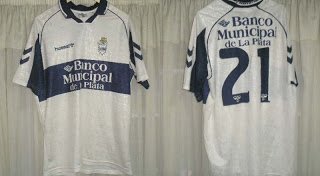 camiseta hummel gimnasia