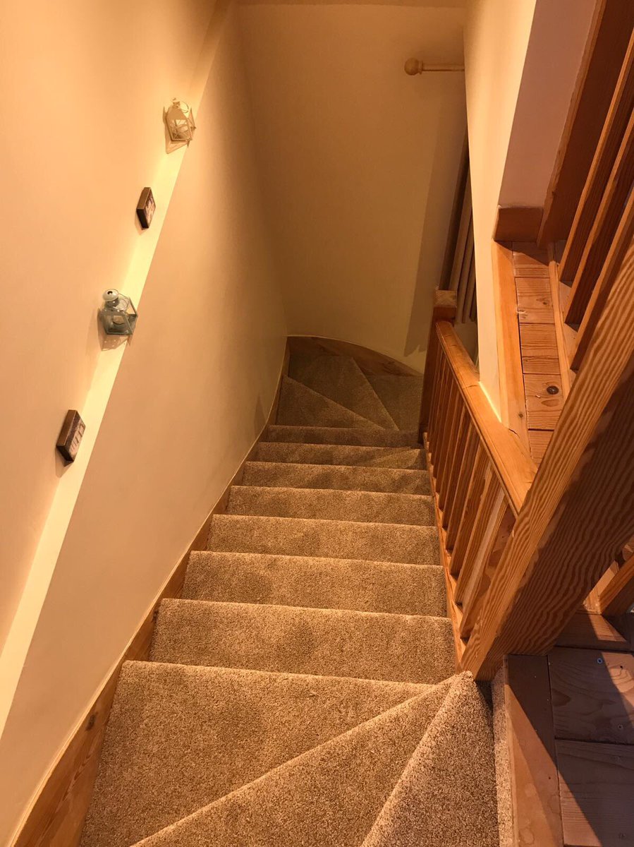 oncallcarpets's tweet photo. 2 bedrooms , double landing and stairs also completed this week #Shipbourne #kent #quality #bleachcleanablecarpet 20 year guarantee https://t.co/0Lzs43DgNE