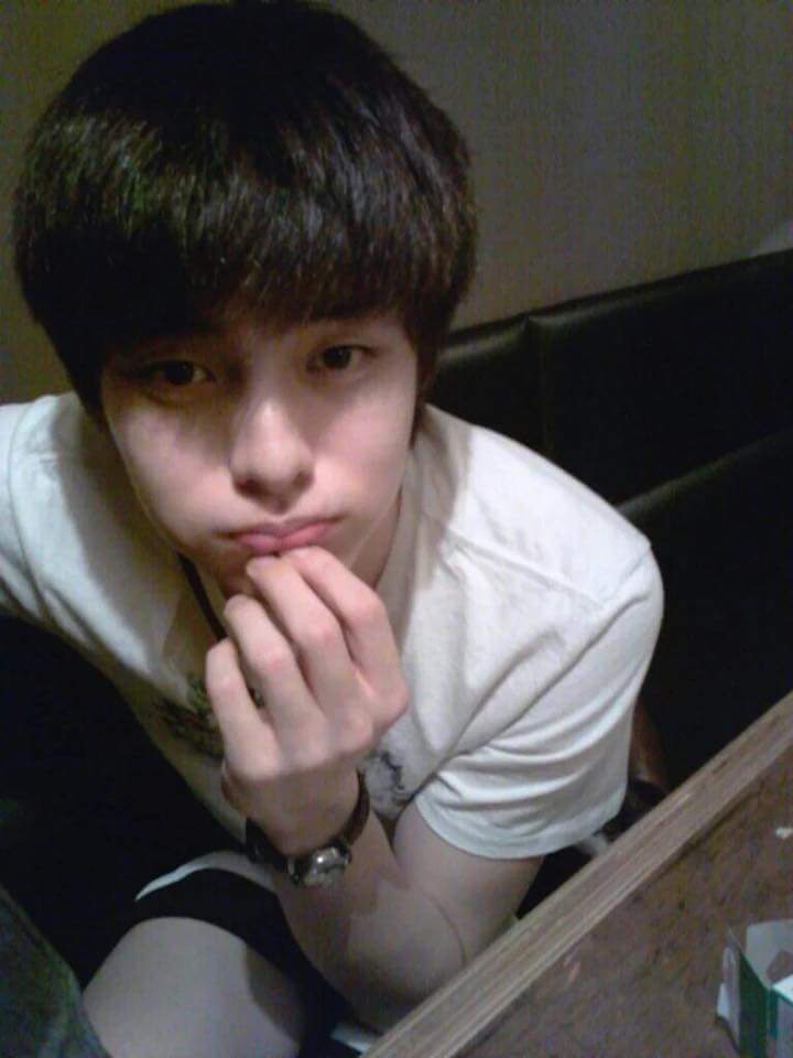 6aces_int_'s tweet photo. Six aces member 

B-Wolf （rapper）
1993line? https://t.co/IrP9UBjObb