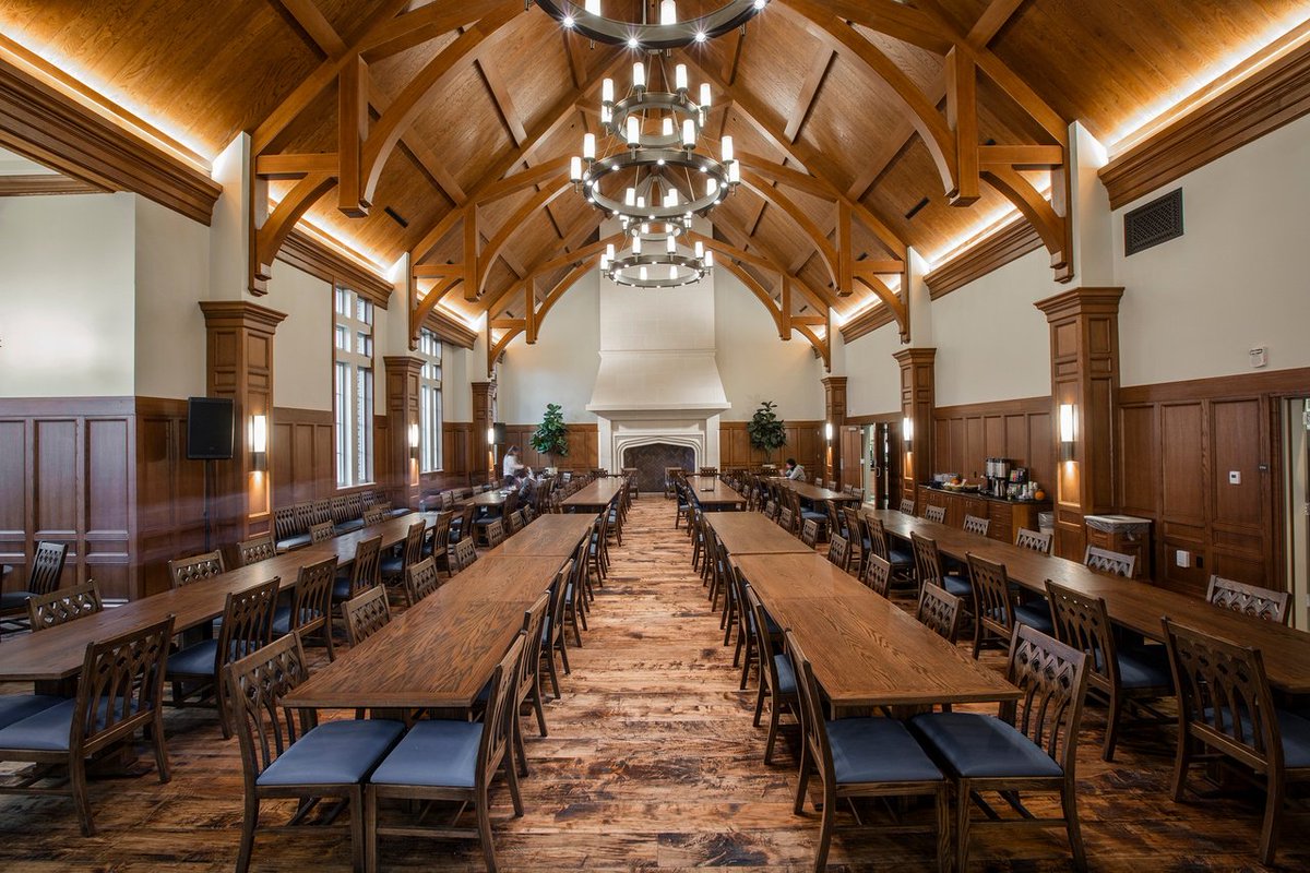 ourescolleges's tweet photo. Now that winter break is here, it's the perfect time to finalize your housing plans for next fall! ๐ Whether you choose @OUDunhamCollege or @OUHeadington, we know you'll love to #LiveResColleges! #LiveLikeAChampion #LiveOnUniversity
๐https://t.co/aSm5eEEm8b https://t.co/Qiwlx8ZlUL