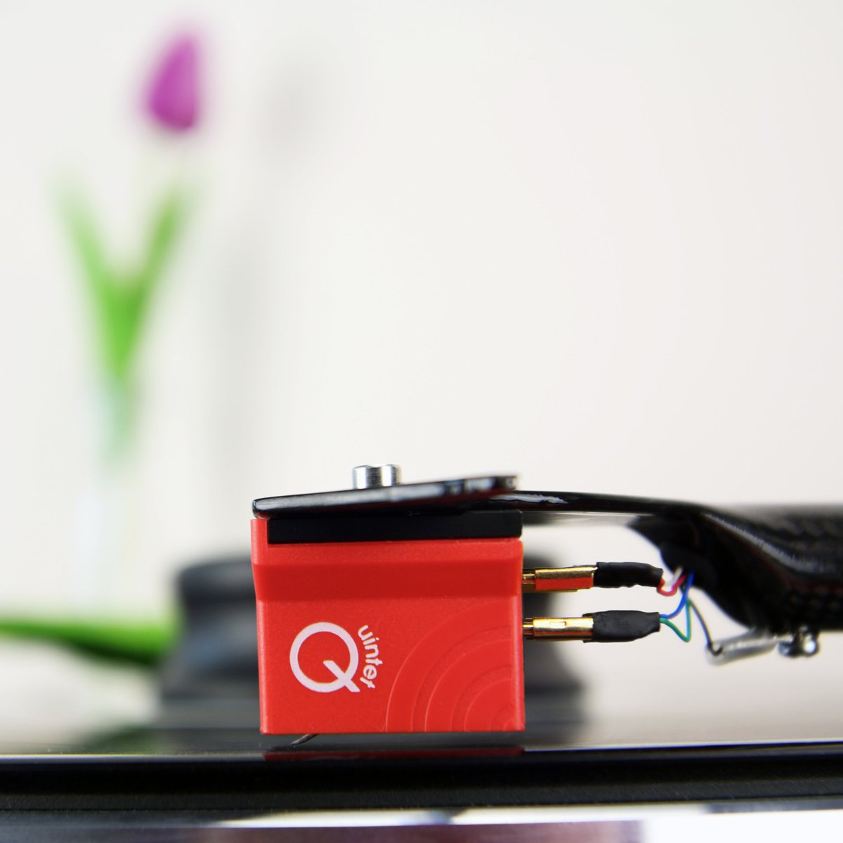 HenleyDesigns1's tweet photo. "The @Ortofon Quintet Red is responsive, rhythmically lively, and especially light on its feet in transient response. Imaging is stable, and soundstage cues and overall dimensionality are well defined."

https://t.co/dYH7RFhkhV https://t.co/qagtUg7EZV