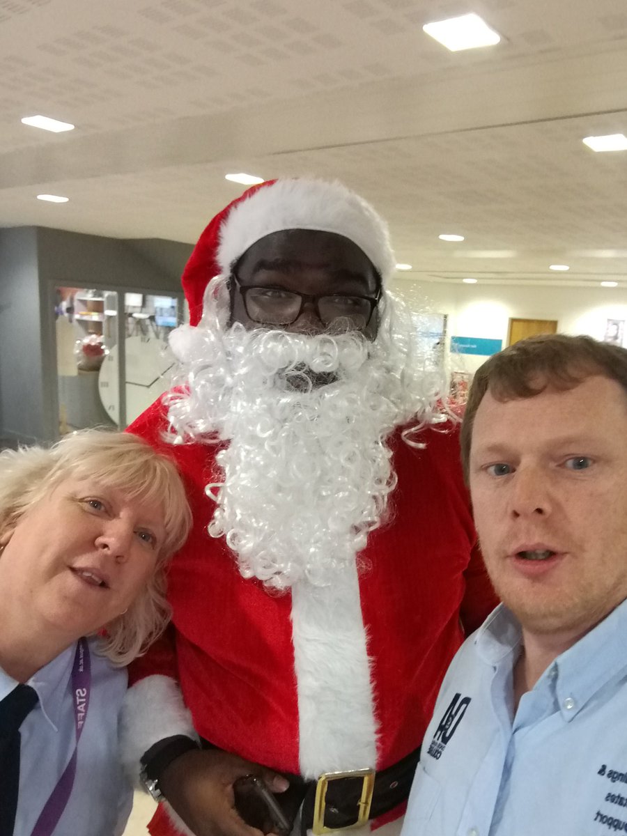 frankharley1977's tweet photo. @JP_Gregory @frankharley1977.. Santa's down Gardyne way today folks... He'll be at Kingsway this Thursday and Arbroath on Friday👏👏. #DAG2G @dasports_ @DASportsUnion @DAsportsfitness @DandAComp @DandAcollege https://t.co/f8c5a0ENG4