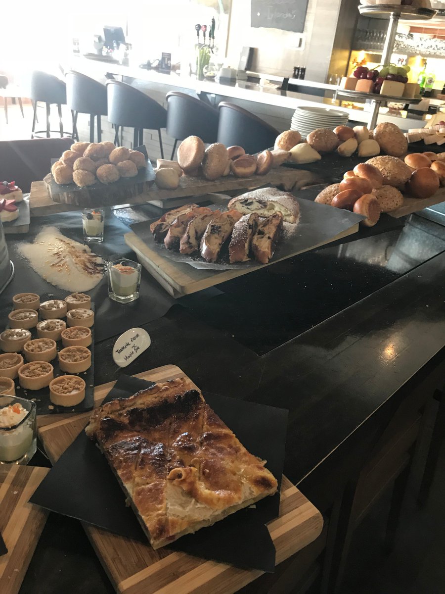 Le #brunch du dimanche, un rendez-vous qui ne laisse personne indifférent. ☺️ Pour réserver: 1 888 378-3735 #6038 #Bonappétit #Laurentides #foodpics