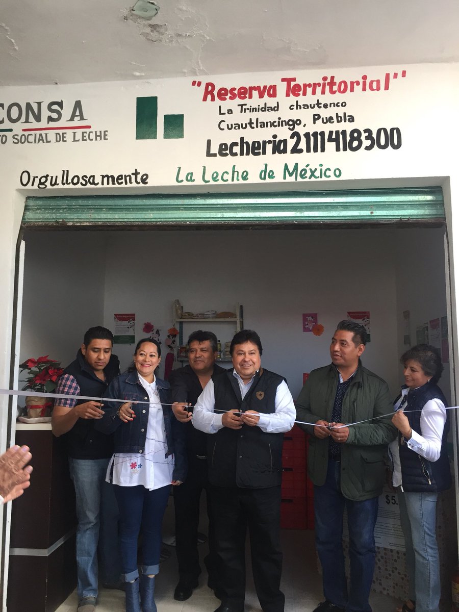 Juandediosbravo's tweet photo. Hoy inauguramos una lechería más de @Liconsa en Cuautlancingo. Tocó el beneficio a los habitantes de las colonias de la Reserva Territorial. El Gobierno de la República sigue trabajando para las familias Poblanas. @LuisEMirandaN @hectorpablo_ @gobmx https://t.co/RaoQPvOGr0