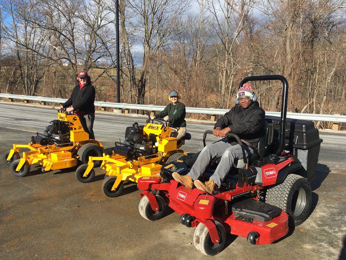 ETHSLandscape's tweet photo. Junior Landscape braved the cold to take our new commercial mowers for a spin! #whatdidwedoinlandscapetoday https://t.co/Rg3DiKlmqj