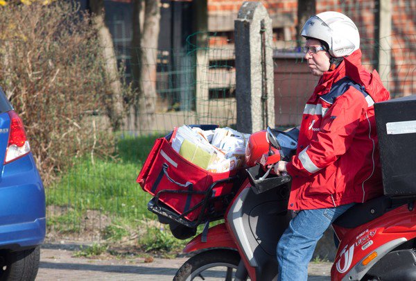 lecho's tweet image. bpost va fusionner les plateformes de livraison bringr.be et Parcify #livraison #poste #bpost lecho.be/entreprises/se…