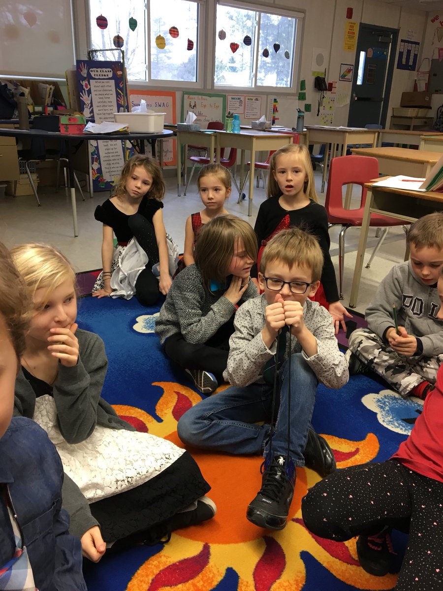 mrsLMarley's tweet photo. Love the personalized messages on #scdsblive @TwinLakes_SS @WyevaleP https://t.co/R7B3CnAcKI