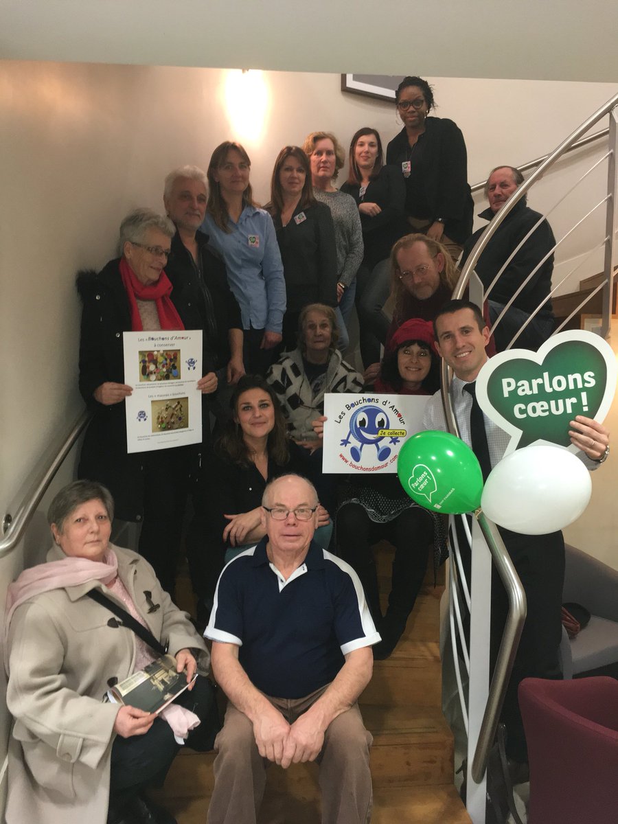 offroymaxime's tweet photo. Fier d’avoir accueilli aujourd’hui l’association Bouchons d’Amour dans notre agence https://t.co/f0uKScc9E7 N’hésitez pas à venir déposer vos bouchons à l’agence de Meaux #parlonscoeur #Meaux #solidarité https://t.co/FSHrfadtnb