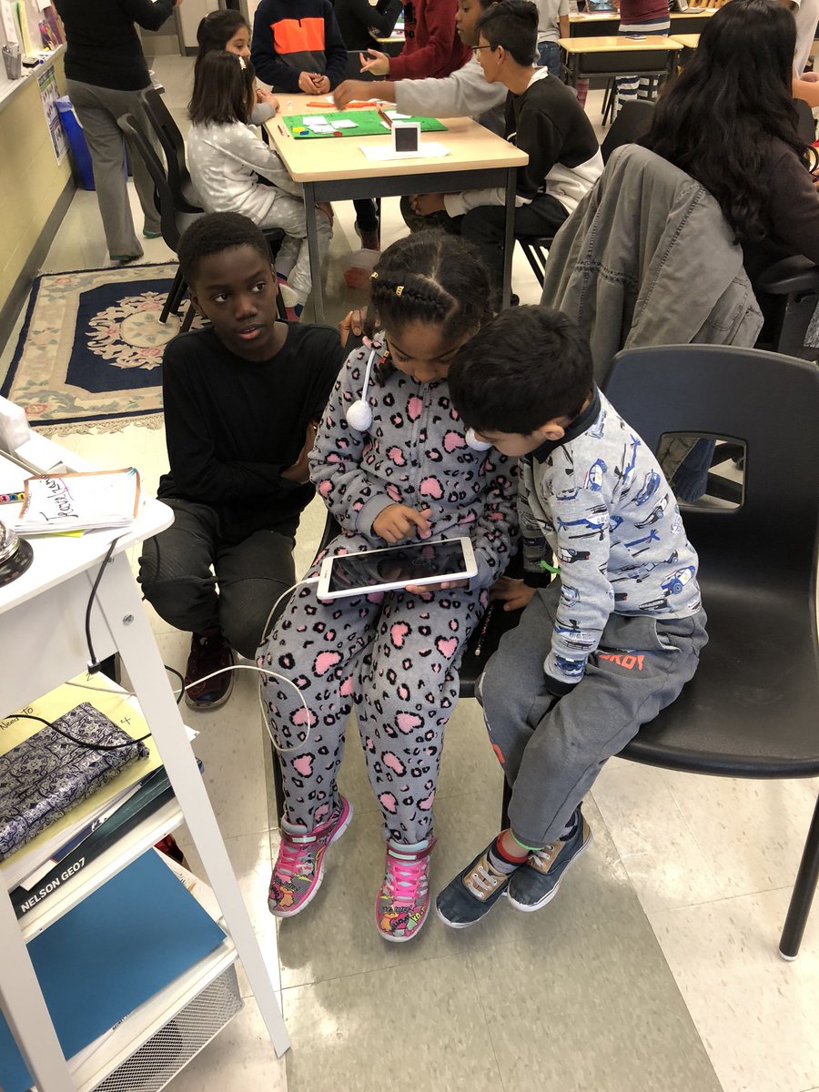 temple_c4's tweet photo. This morning we were lucky enough to join @FriendlyForrest class to try out their probability games. Amazing to see such enthusiastic grade 7s teach and entertain our grade 2s and to see our grade 2s so engaged and having fun!! #mathrocks #probabilityfun https://t.co/3DGrpSh6zK