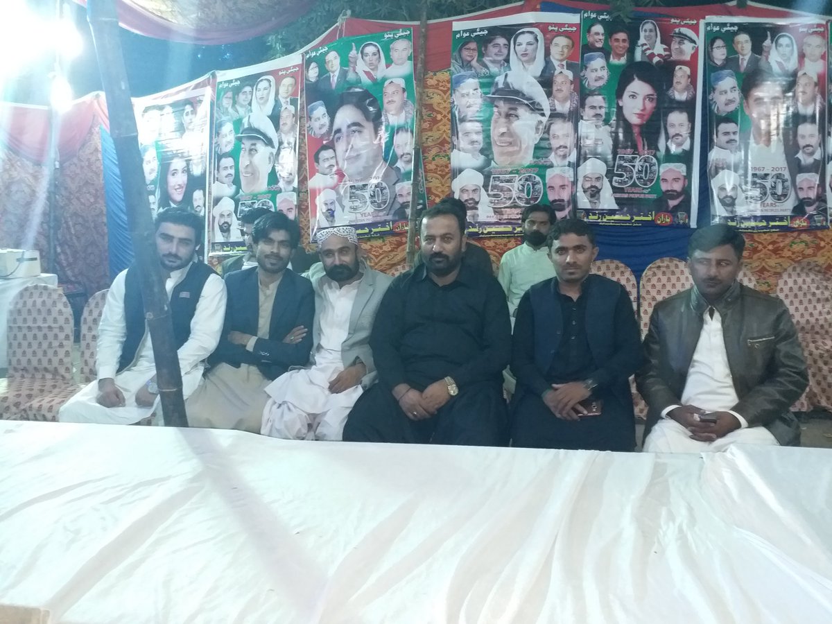 Majid_PSF's tweet photo. #PSF established camp 4 mobilization of address of #BBZonHologram on 24th-december at #Nawabshah & 10th death anniversary of #SMBB with ExPresident PSF Sindh @MirSohrab & ExPresident SBA @Akhtar_PSF
#JoinOurStruggle #PSFstruggle
@BBhuttoZardari @BakhtawarBZ
@AseefaBZ @ShahNafisa https://t.co/UF2HUJo7SV