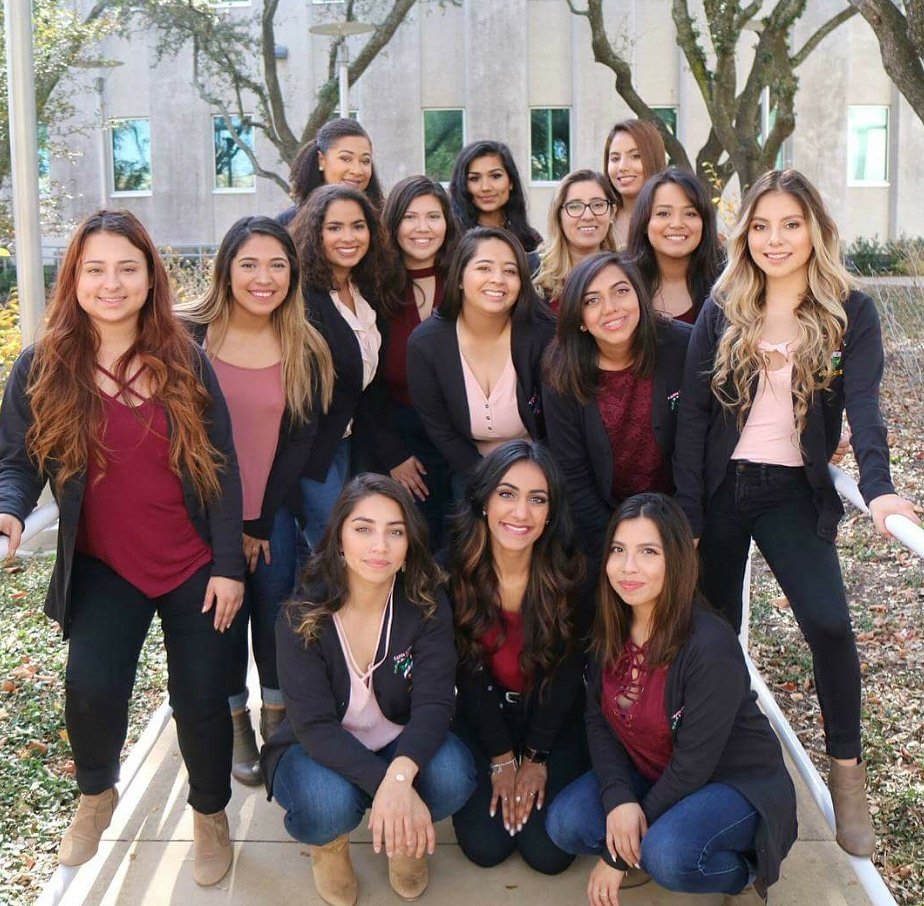 UTDKDChi's tweet photo. Thank you to everyone who posted/shared/retweeted/reached out about our sister Alondra. She has been found and is safely at home. Thank you for your help and support! We love you all❤️
.
.
#BAEtazeta #thankyou #thankful   #kappadeltachi #kdchi #utdallas #utd #utdkdchi https://t.co/p1uNxElyMZ