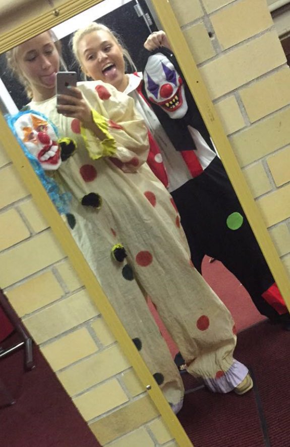 Happy birthday Nikki B, love you girlie! 