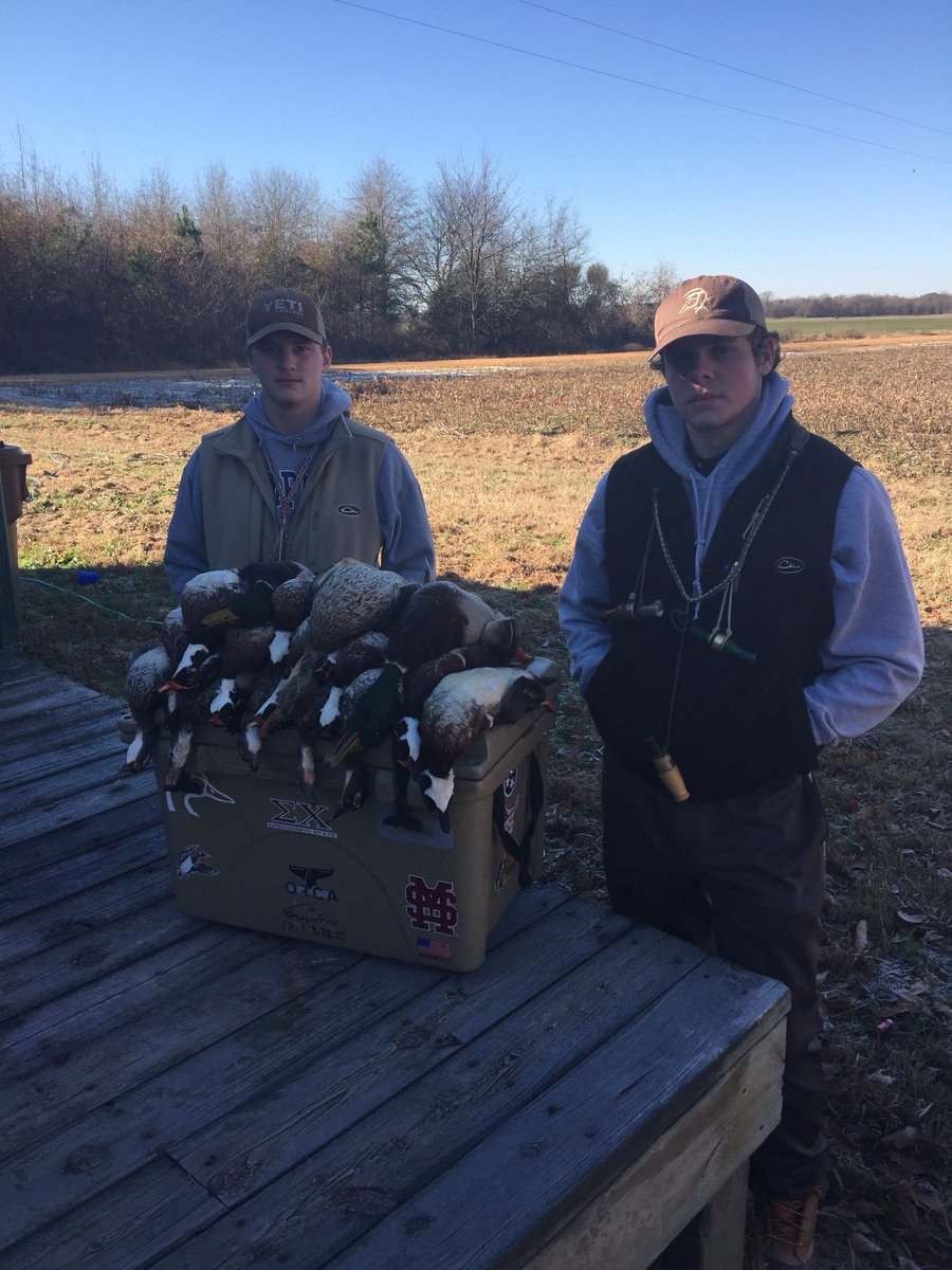 wings_outd's tweet image. Another awesome week in the blind! The jewelry made it all worth it!