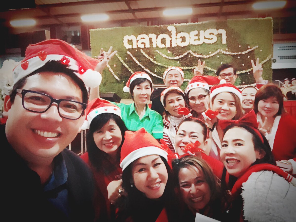 artty072's tweet photo. ร่วมงานเลี้ยงส่งท้ายปีเก่าต้อนรับปีใหม่ของครอบครัวภาคีเครือข่าย #ตลาดสดน่าซื้อ #ตลาดไอยรา #คลองหลวง #ปทุมธานี มีความสุขอบอุ่นใจอิ่มอร่อยครับ https://t.co/M51nqsNXca