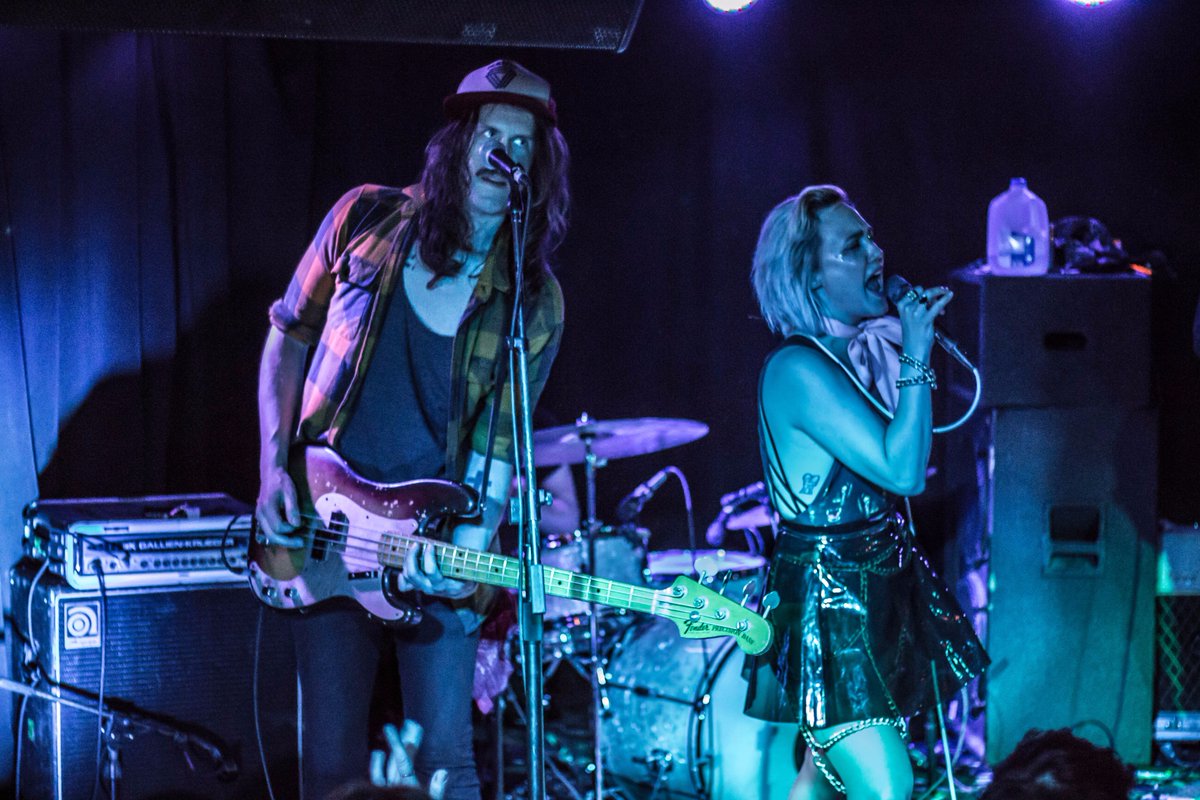 PHOTOS: Milwaukee's <a href="/GGOOLLDDband/">GGOOLLDD</a> put on a wild and energetic show at <a href="/theemptybottle/">The Empty Bottle</a>, celebrating their new EP. Check out photos of the show, featuring <a href="/yokoandtheohnos/">Yoko and the Oh No's</a> here:

anchrmagazine.com/gigswedig/2017…