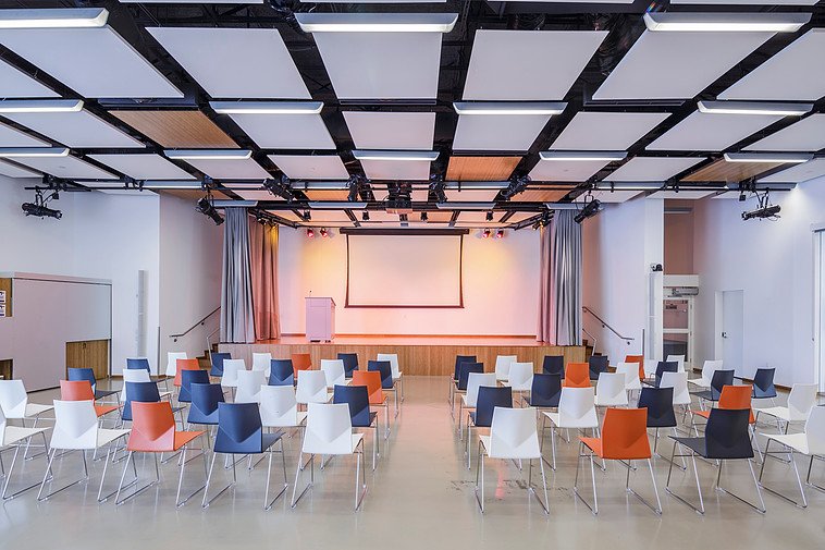 tgas146's tweet photo. Harvard Educational Portal  
Allston, Massachusetts
project size: 11,000  sf

#LEED gold Certified
Program: A flexible educational community for ages 5 to 95
Materials: polished concrete . faceted plaster . glass . daylight
#HarvardSquare #institutinal #TGAS #architecture https://t.co/fqL535jD8C