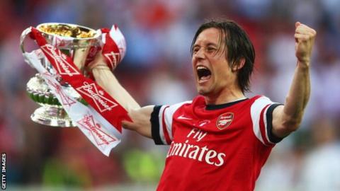 adamshaww's tweet photo. Wishing Tomas Rosicky all the best in his retirement. One of my favourite #Arsenal players. #SuperTom #Rosicky https://t.co/jpO31CpFMT